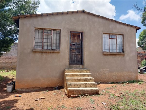 2 Bedroom House