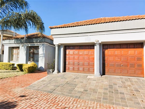 3 Bedroom House 3 Bedroom House