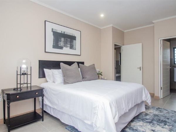 3 Bedroom Simplex 3 Bedroom Simplex