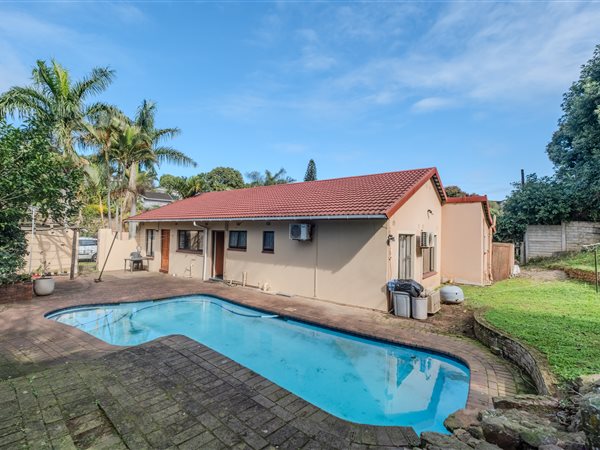 4 Bedroom House 4 Bedroom House