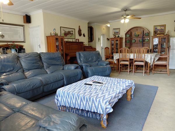 3 Bedroom House 3 Bedroom House