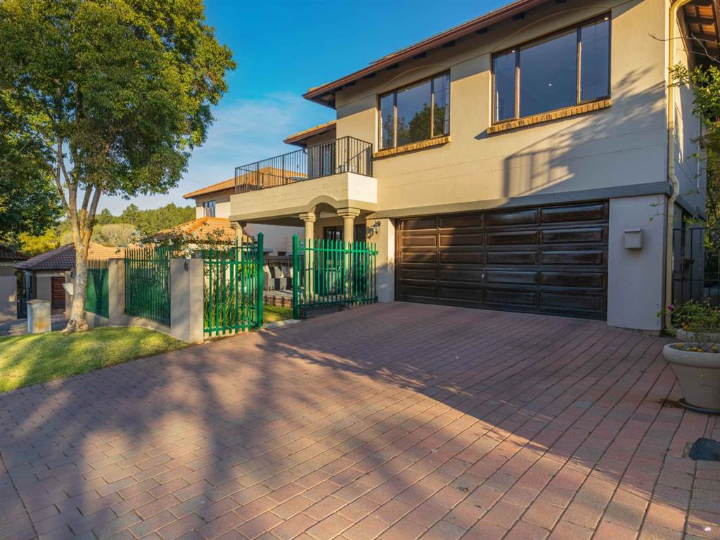 3 Bedroom House 3 Bedroom House