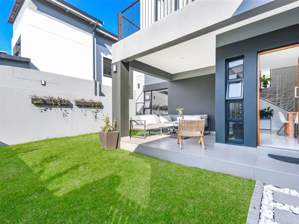 3 Bedroom Townhouse 3 Bedroom Townhouse
