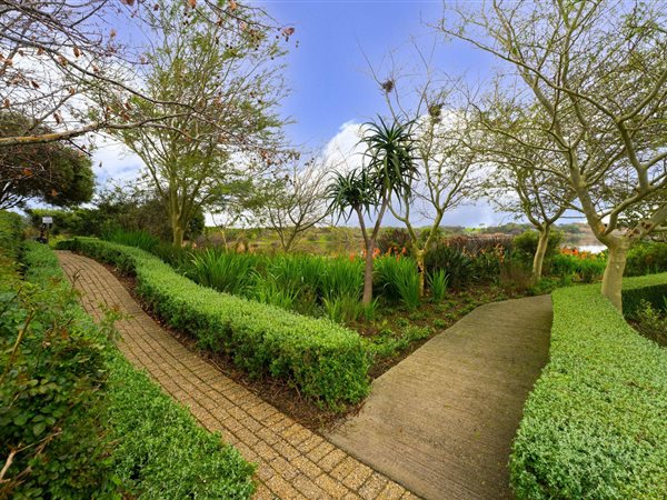 611 m² Land