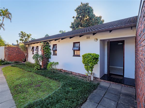 2 Bedroom Townhouse 2 Bedroom Townhouse