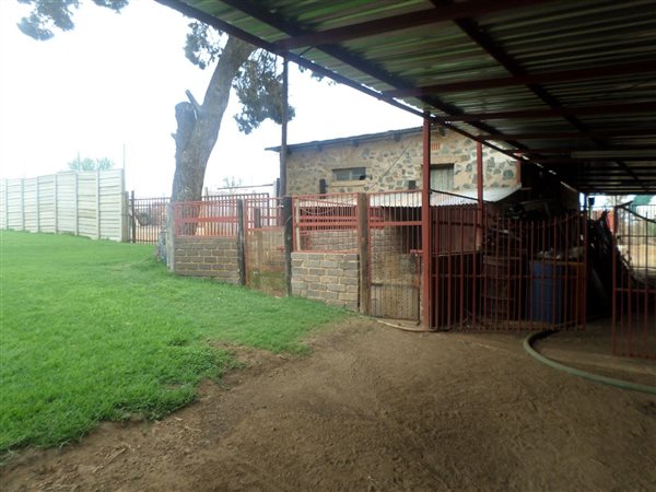 6.3 ha Smallholding 6.3 ha Smallholding