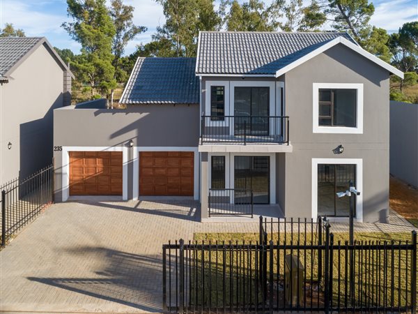 3 Bedroom Townhouse