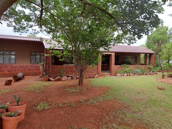8.8 ha Smallholding 8.8 ha Smallholding