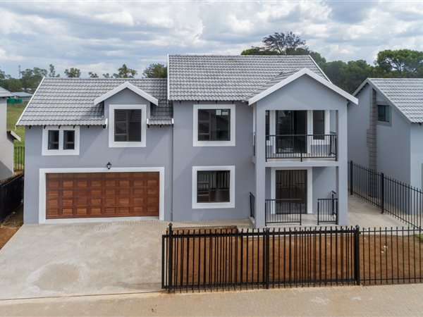 4 Bedroom Townhouse 4 Bedroom Townhouse
