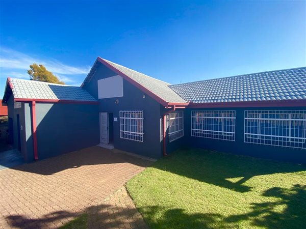 450 m² Commercial space 450 m² Commercial space